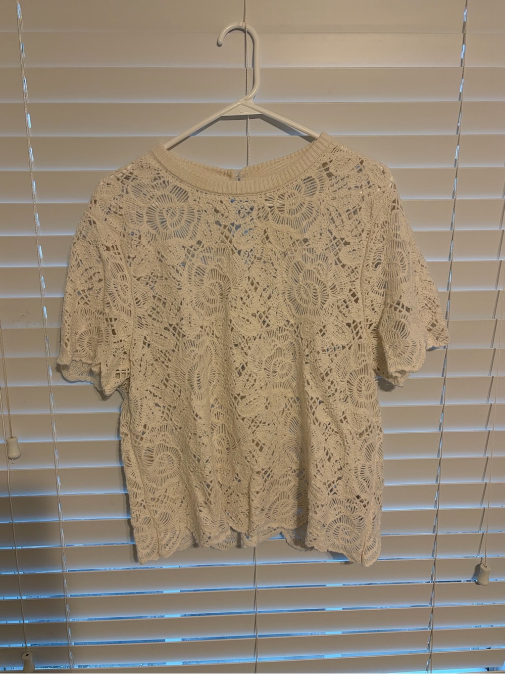 Abercrombie & Fitch Cream Crochet Short Sleeve Top